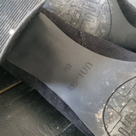 Unisa Black Unkianna Mid Calf Faux Suede Bootie Women's 8 Stretch Block Heel - Picture 6 of 8